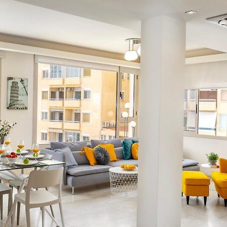 Mackenzie Beachfront Eftyhia Suite لارنكا المظهر الخارجي الصورة